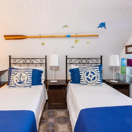 Marinautica Sea Cottage *